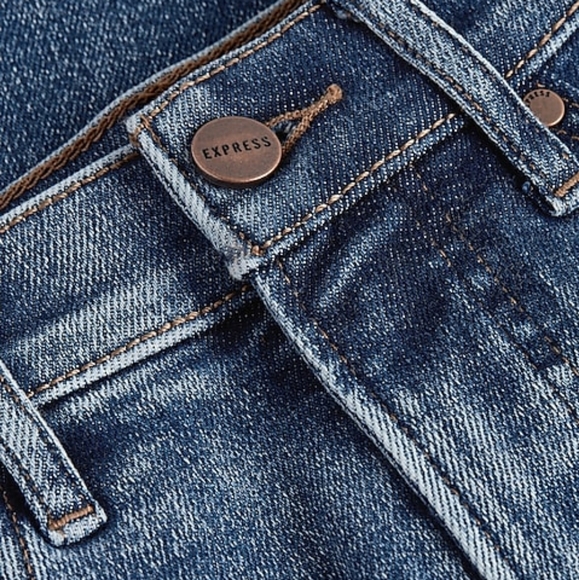 EXPRESS: Mid Rise Medium Wash Skyscraper Jeans - Picture 7 of 9